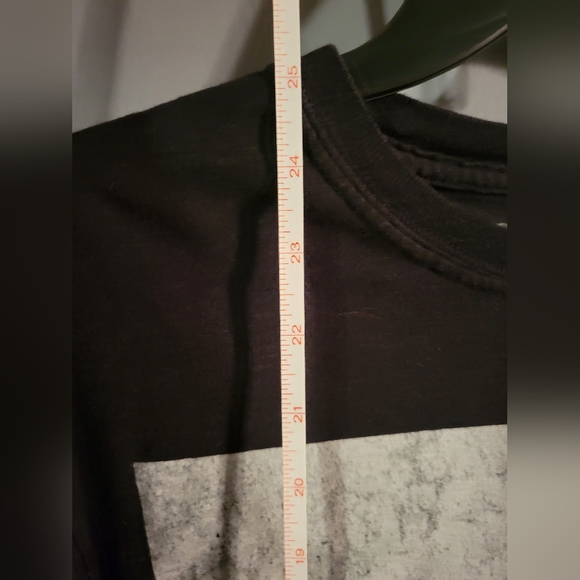 Bethesda Fallout Vault Boy Thumbs Up Black Gamer T-Shirt - Size Small - Picture 5 of 6